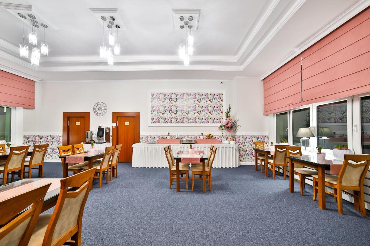 Hotel Wiosna 라프카 외부 사진